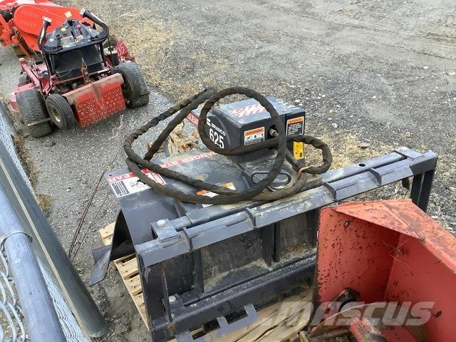 Bradco 625 挖沟机