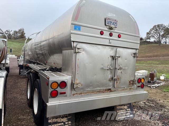 Brenner  罐式拖车