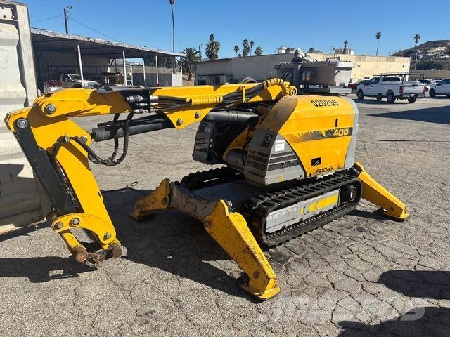 Brokk 400E 组装挖掘机