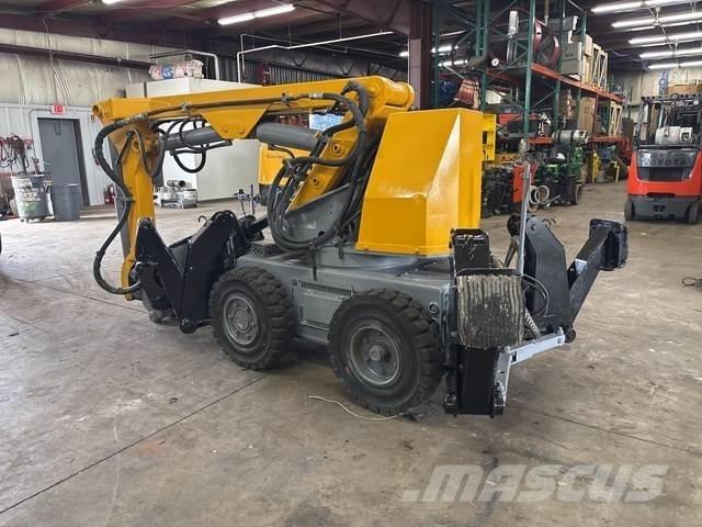 Brokk BM250E 组装挖掘机