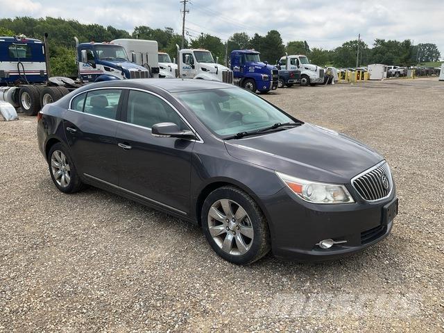Buick LaCrosse 汽车
