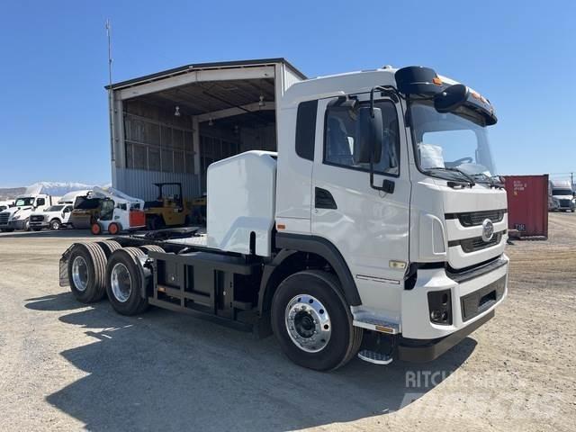 BYD -Q3M 驾驶室与内部