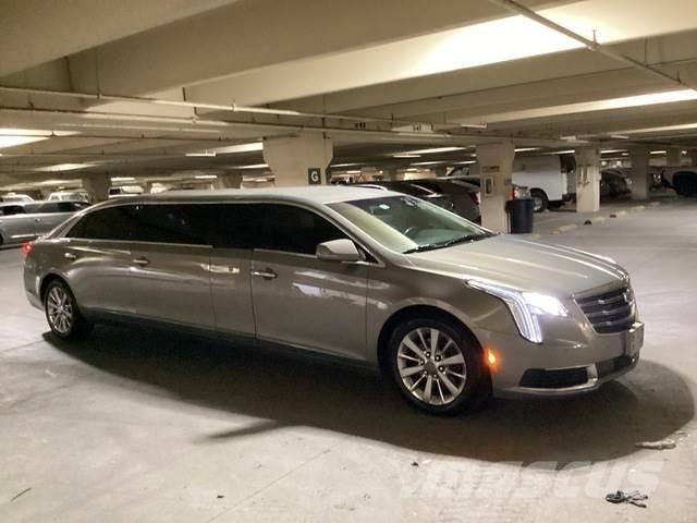 Cadillac XTS 汽车