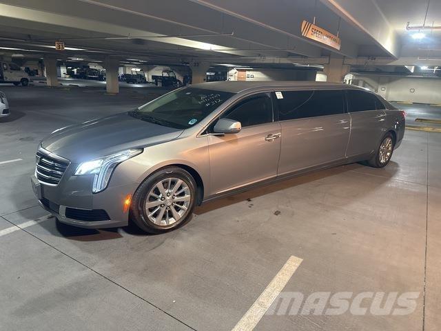 Cadillac XTS 汽车