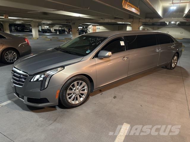 Cadillac XTS 汽车