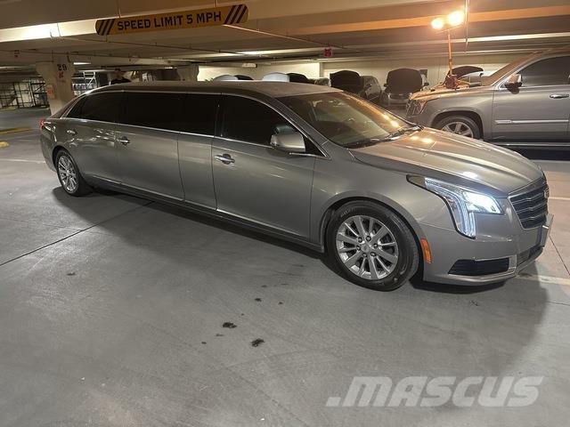 Cadillac XTS 汽车