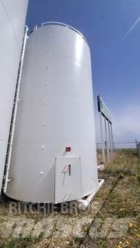  Calroc 罐式拖车