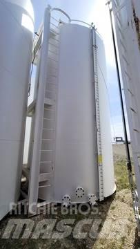  Calroc 罐式拖车