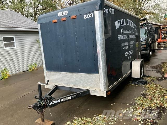  Carmate 厢式拖车