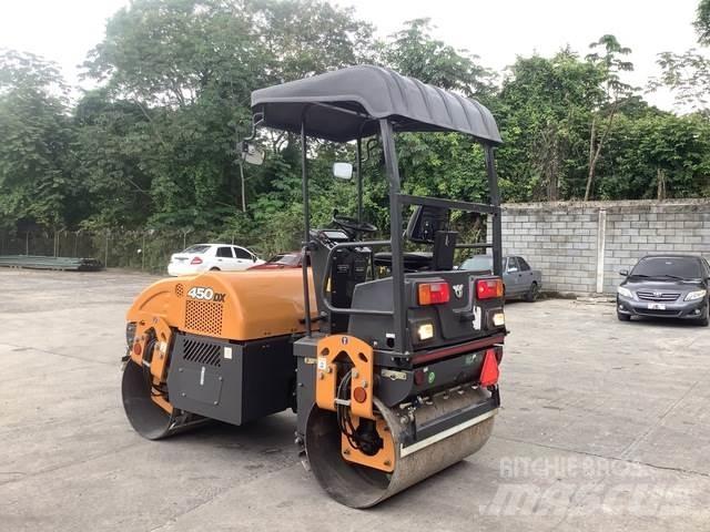 CASE 450DX 双轮压路机