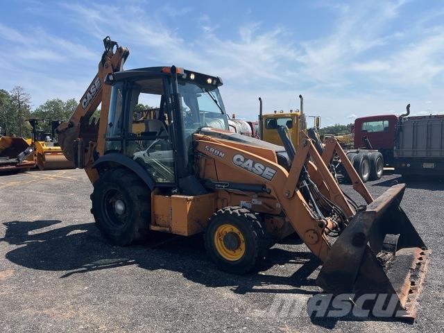 CASE 580N 反铲装载机