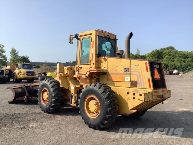CASE 621B 轮式装载机