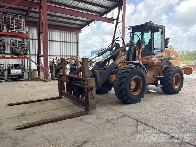CASE 621DXT 轮式装载机