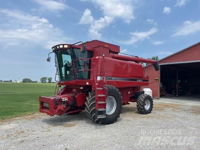Case IH 2344 联合收割机