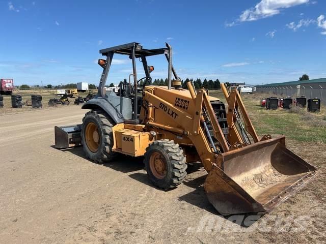 Case IH 570LXT 前装载和挖掘机