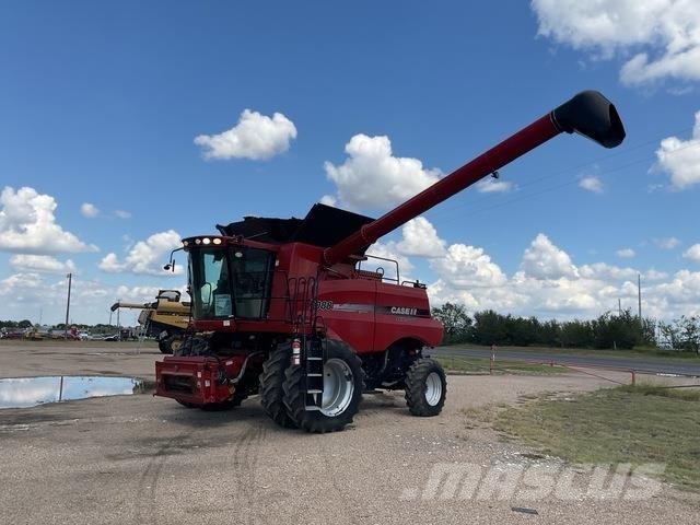 Case IH 7088 联合收割机