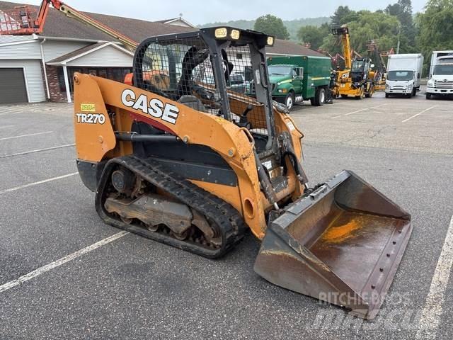 CASE TR270 滑移装载机