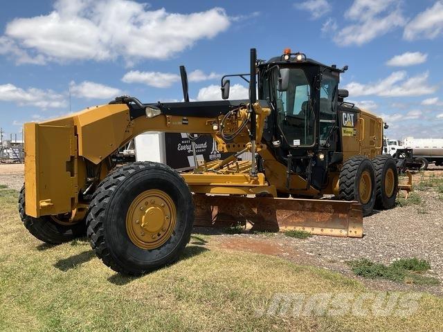 CAT 12M3 AWD 平地机/推土机