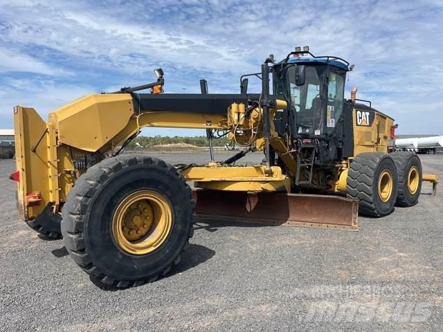 CAT 16M 平地机/推土机