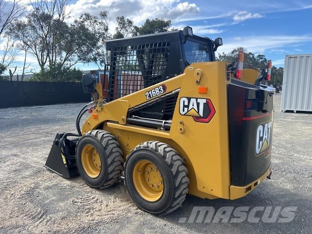 CAT 216B3 滑移装载机