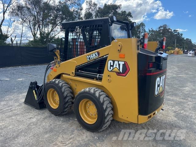 CAT 216B3 滑移装载机