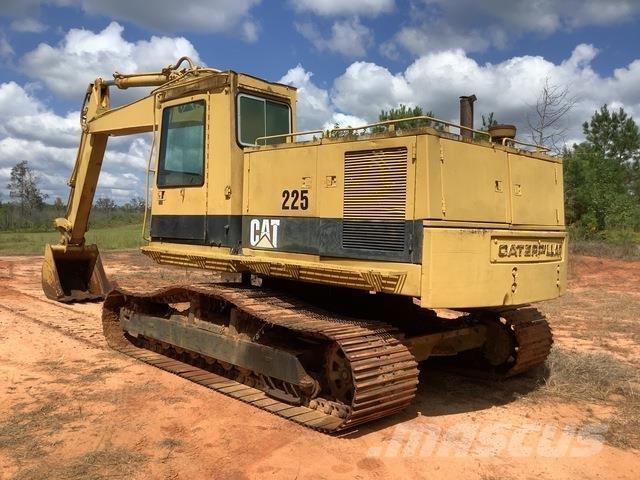 CAT 225 履带挖掘机