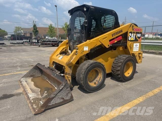 CAT 246D 滑移装载机