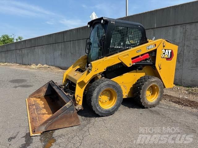 CAT 246D3 滑移装载机