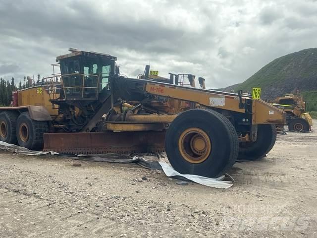 CAT 24M 平地机/推土机