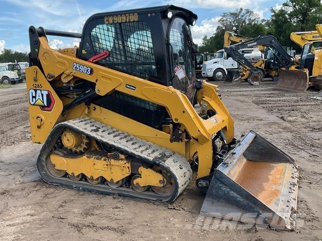 CAT 259D3 滑移装载机
