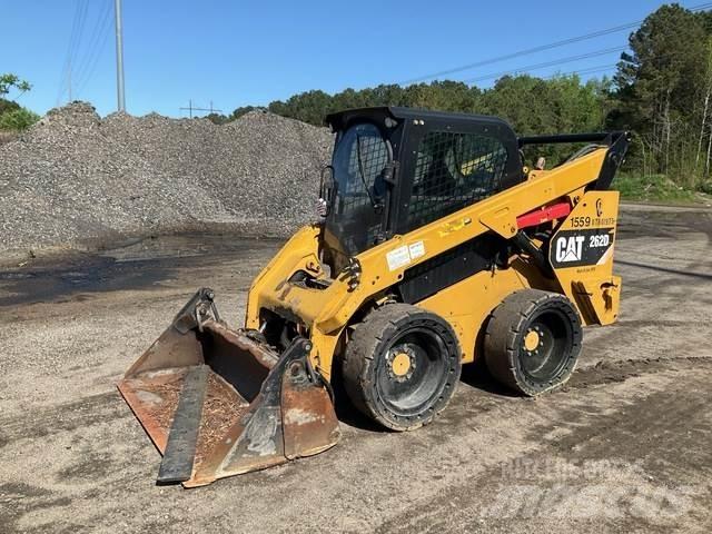 CAT 262D 滑移装载机