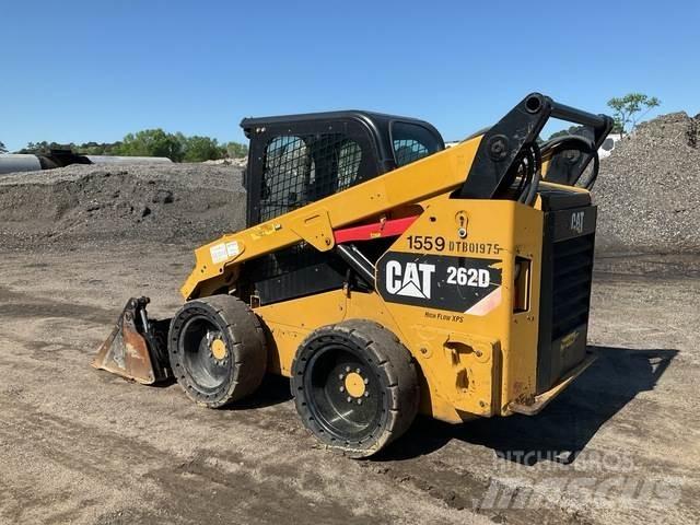 CAT 262D 滑移装载机