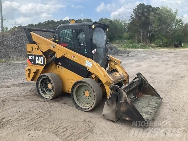 CAT 262D 滑移装载机