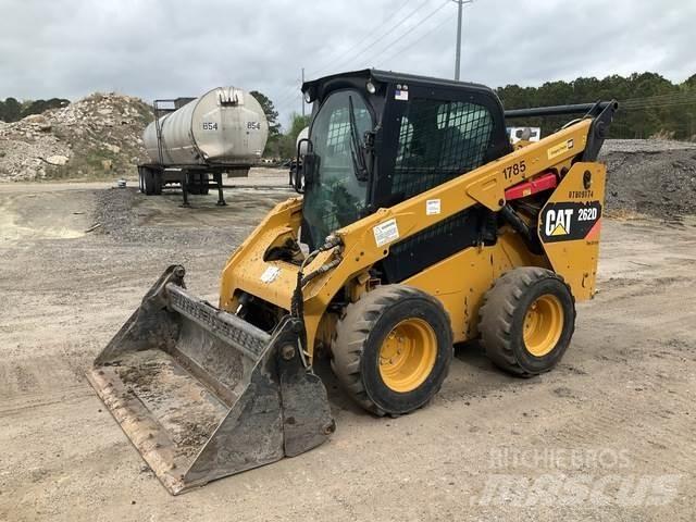 CAT 262D 滑移装载机
