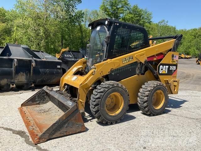 CAT 262D 滑移装载机