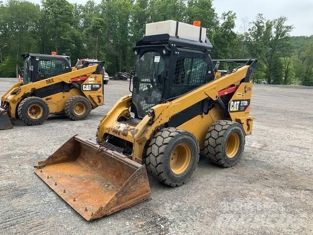 CAT 272D2 XHP 滑移装载机
