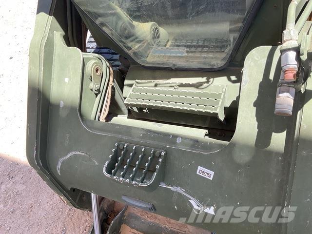 CAT 277C 滑移装载机
