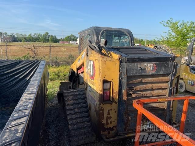 CAT 279D3 滑移装载机