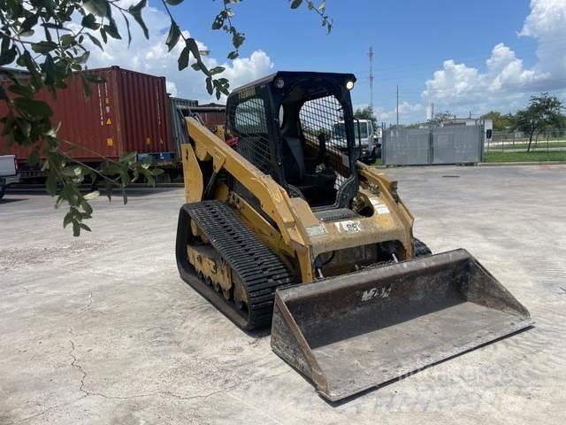 CAT 299D2 滑移装载机