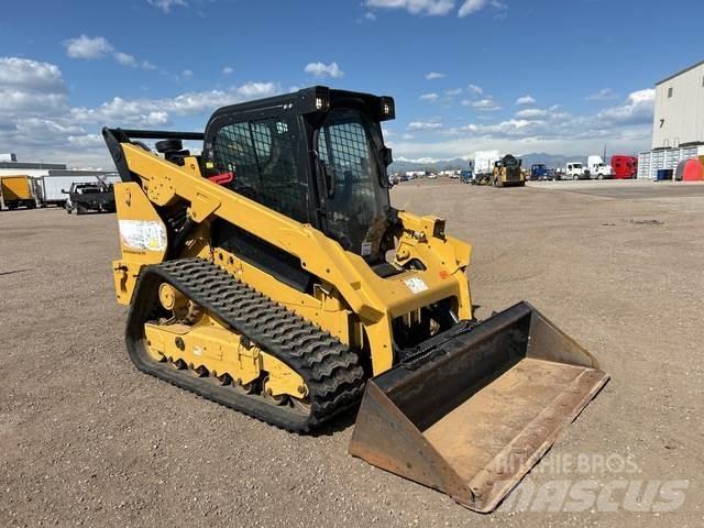 CAT 299D2 滑移装载机