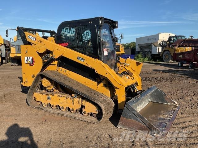 CAT 299D3 滑移装载机