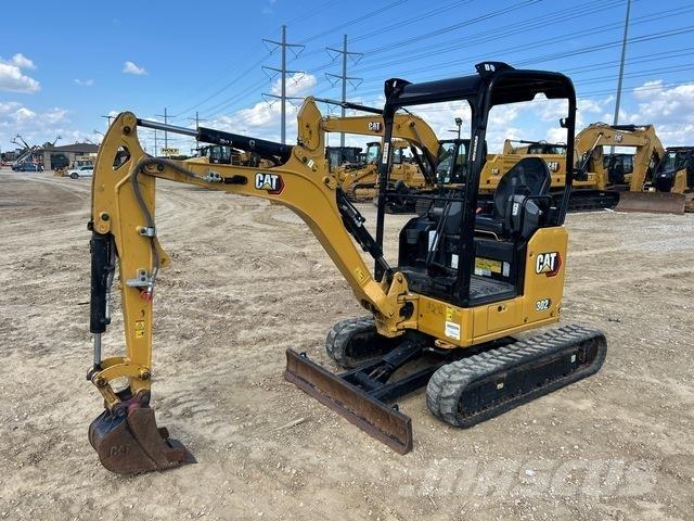 CAT 302CR 履带挖掘机