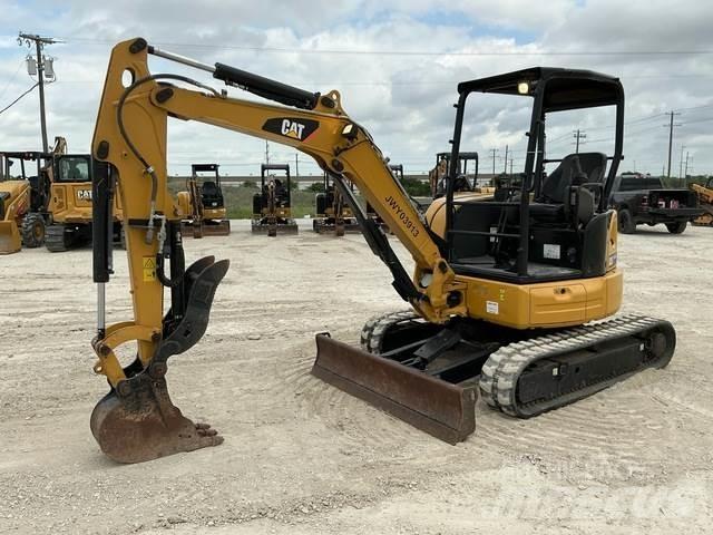 CAT 303.5E2 CR 履带挖掘机