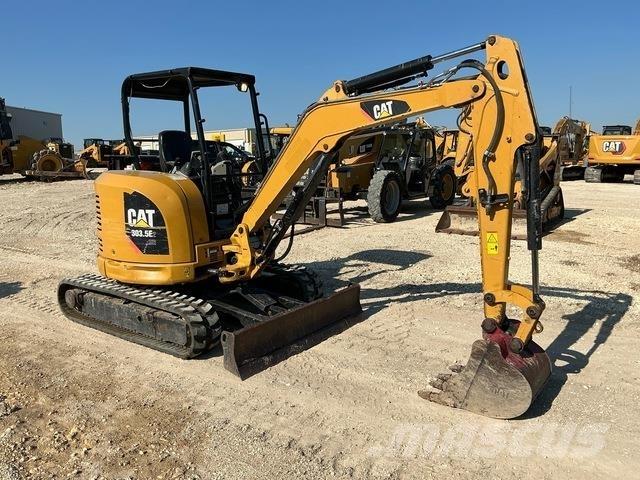 CAT 303.5E2 CR 履带挖掘机