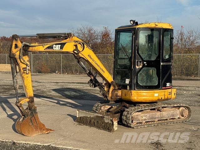 CAT 303 CR 履带挖掘机