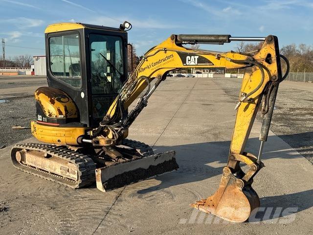 CAT 303 CR 履带挖掘机