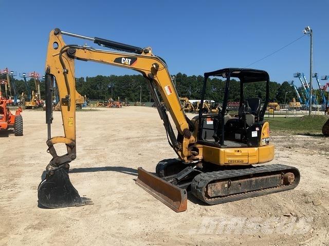 CAT 305.5E 2 履带挖掘机