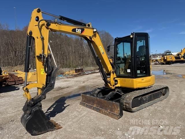 CAT 305E2CR 履带挖掘机