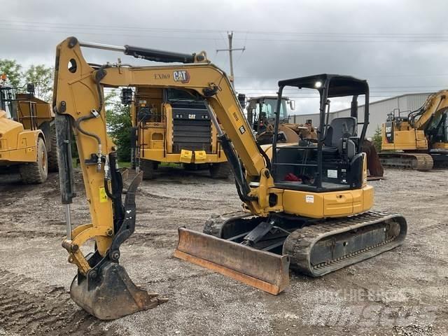 CAT 305E2CR 履带挖掘机