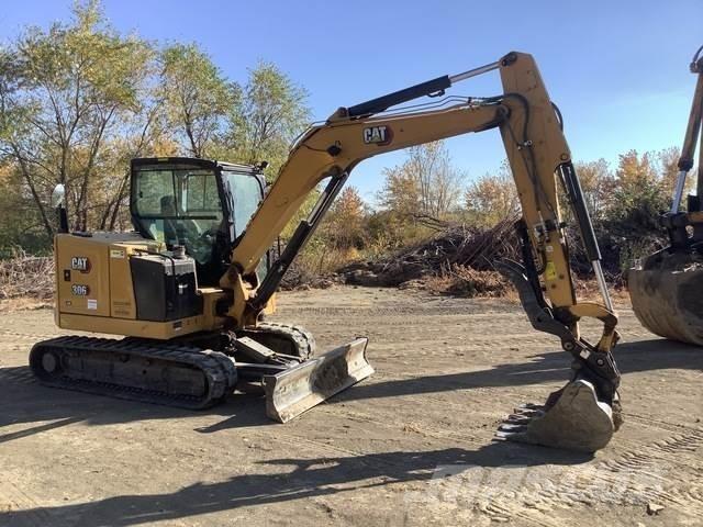 CAT 306CR 履带挖掘机